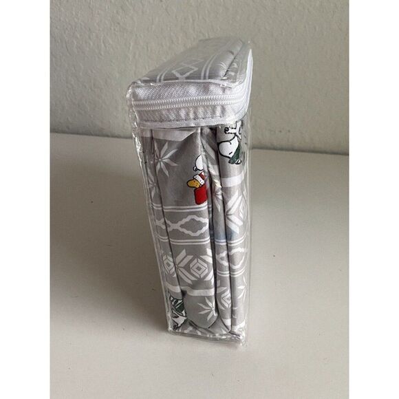 Peanuts Snoopy Sledding Ice Skating Winter Queen Size Super Soft Sheet Set NEW - Picture 5 of 12